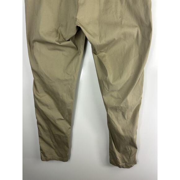 *Flawed Lululemon Commission Classic Pant Men's Size 38 Beige Golf Casual Pants - Picture 14 of 16